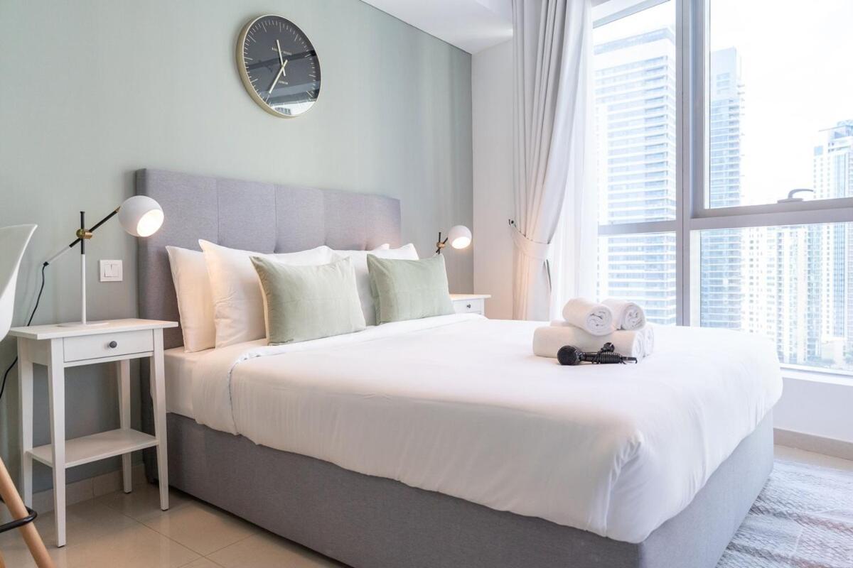 Charming Studio Apartment, With Easy Beach Access In Marina